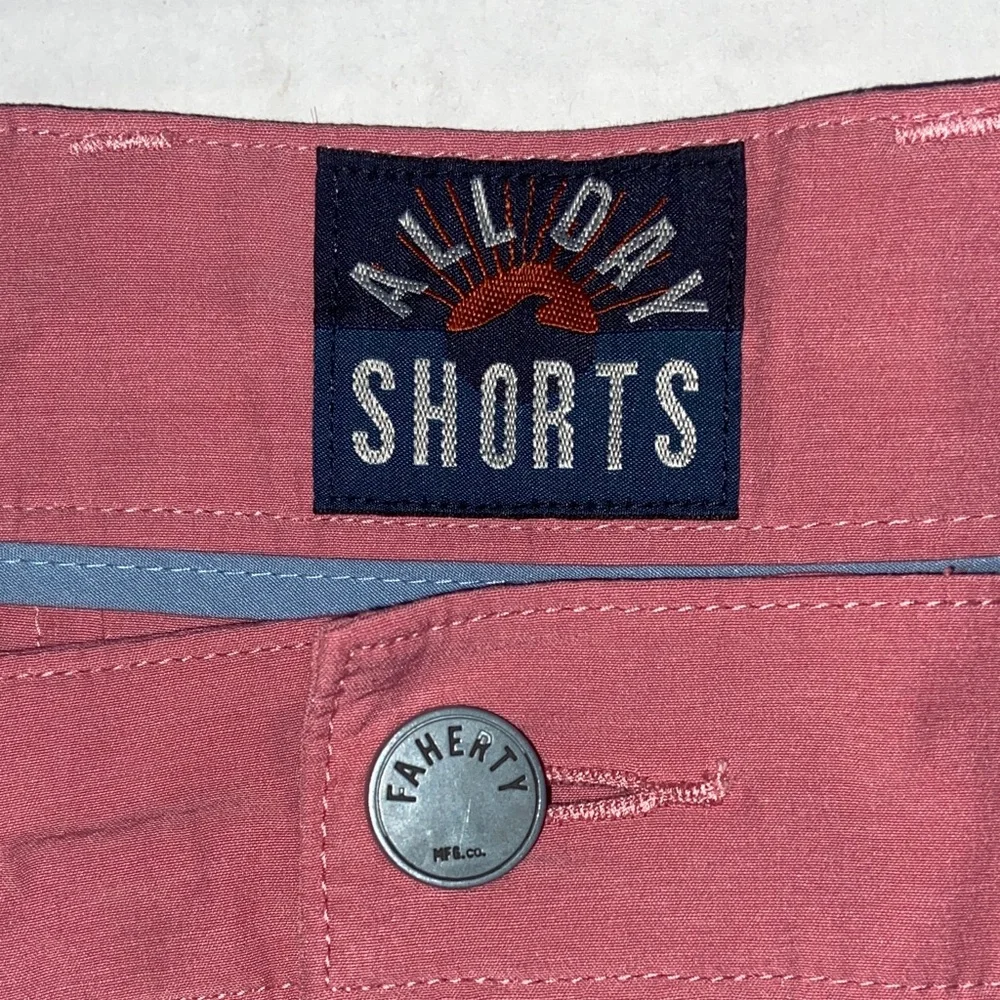 Faherty Men's 33 Casual salmon Shorts